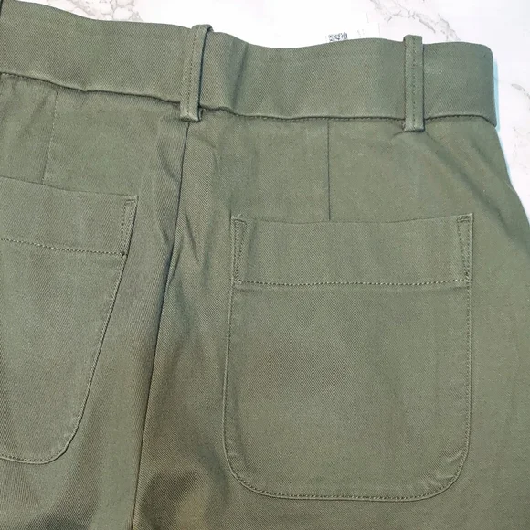 NWT Spanx Deep Pine Green Wide-Leg Stretch Twill Crop Pants, Size M - Picture 8 of 11